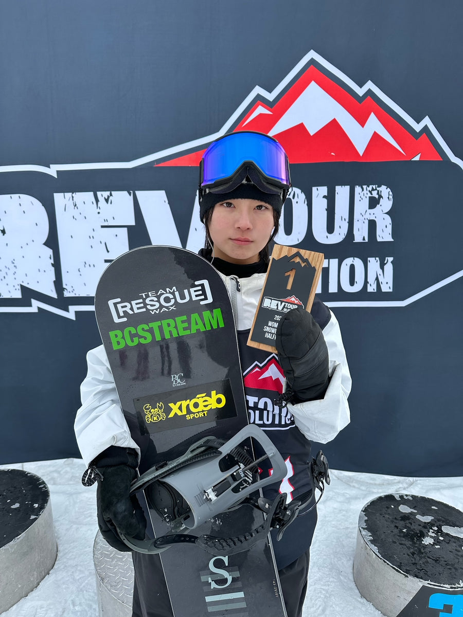 オールアルビレックス・スノーボードアカデミー所属の山崎 月選手（開