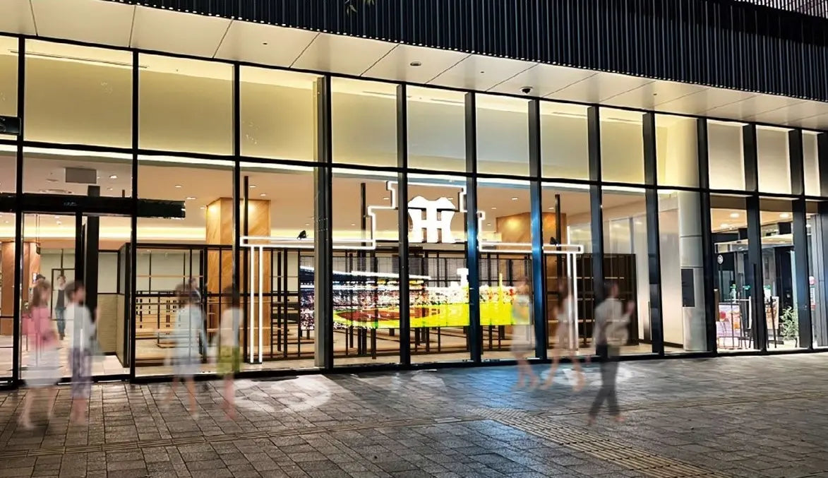 阪神梅田本店】阪神タイガースショップがリニューアルオープン。より