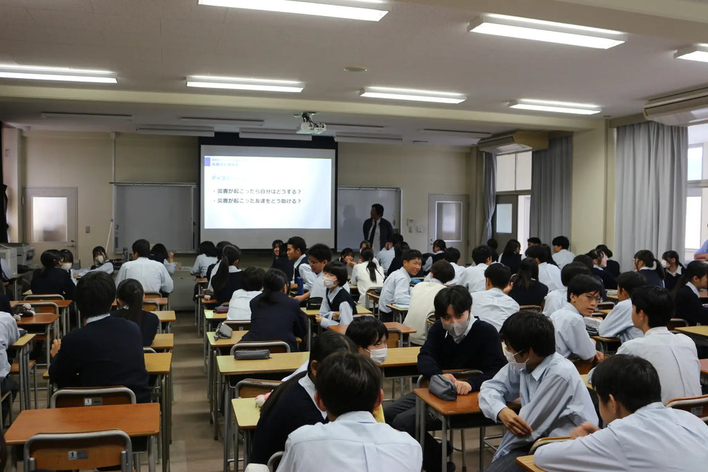 岡山県立 矢掛高校で「世界とつながる学び」講演会を実施