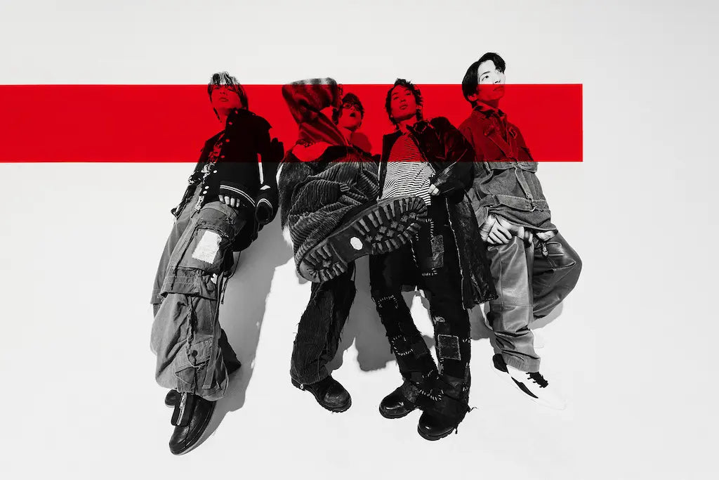 THE ORAL CIGARETTES、TVアニメ『桃源暗鬼』OP主題歌「OVERNIGHT」が配信リリース決定&ジャケット写真公開とともに配信事前予約プレゼントキャンペーンもスタート！